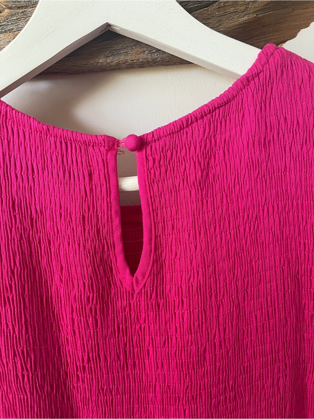 Zesica Fuchsia Pink Flutter-Sleeve Tiered Maxi Dress - Picture 4 of 6